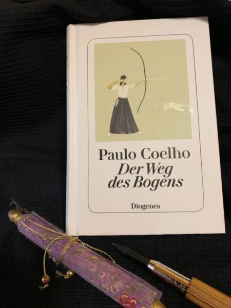 "Der Weg des Bogens" von Paulo Coelho (Rezension) | SCHREIBBLOGG 2026 Der Weg des Bogens Paulo Coelho Titelbild